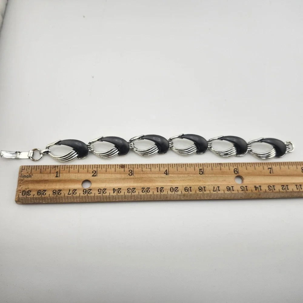 Vintage Silver Tone Black Thermoset‎ Link Bracelet Costume Jewelry